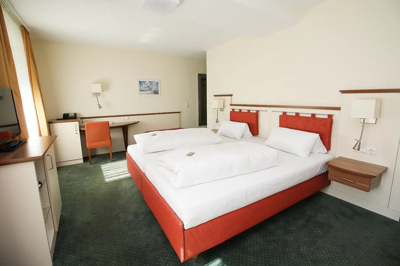 Hotel Leopold Munich 3*,  Germany